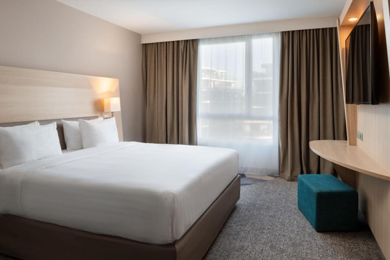 Courtyard By Marriott Paris La Defense West - Colombes Hotel Bois-Colombes Екстериор снимка