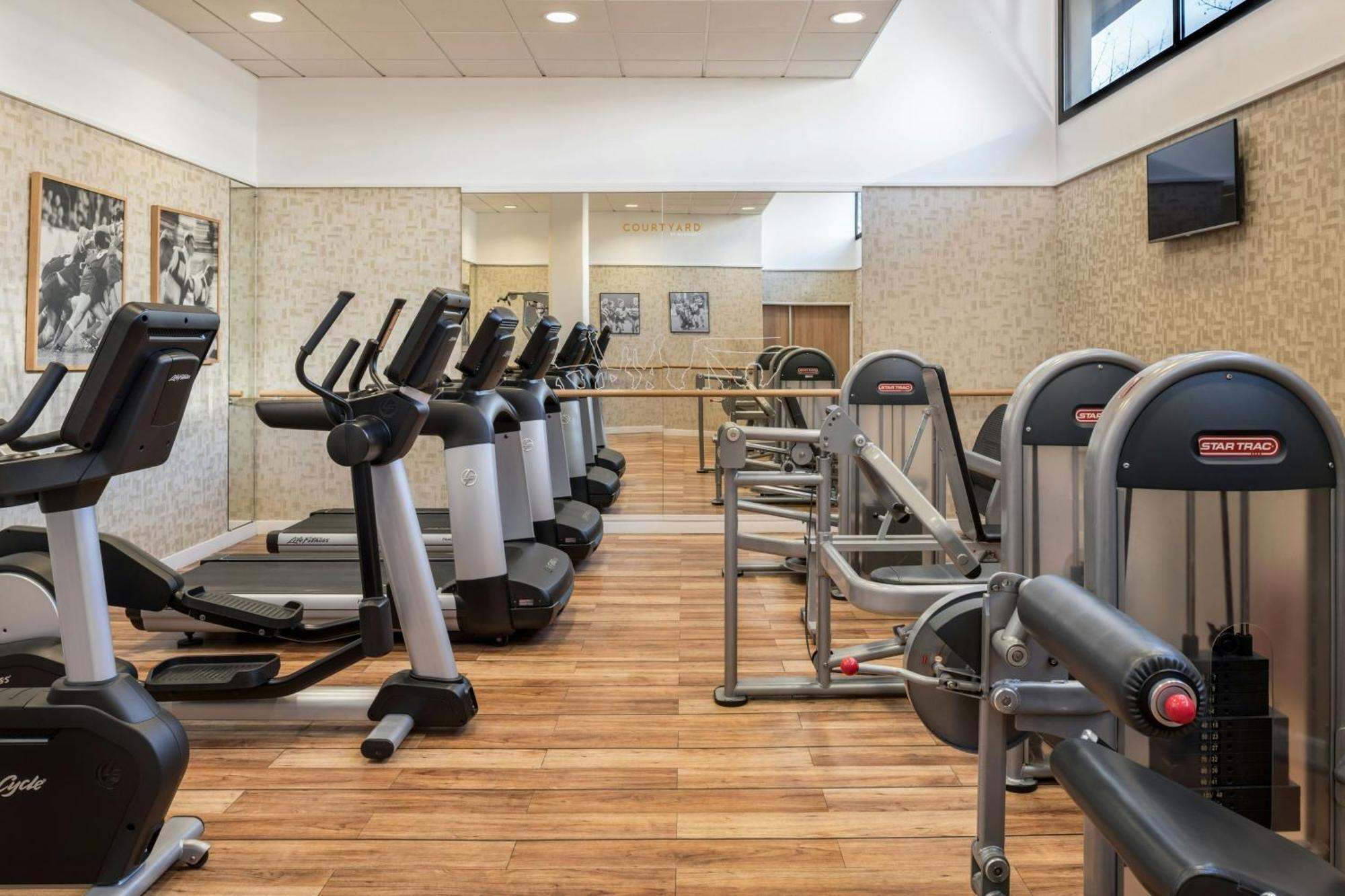 Courtyard By Marriott Paris La Defense West - Colombes Hotel Bois-Colombes Екстериор снимка