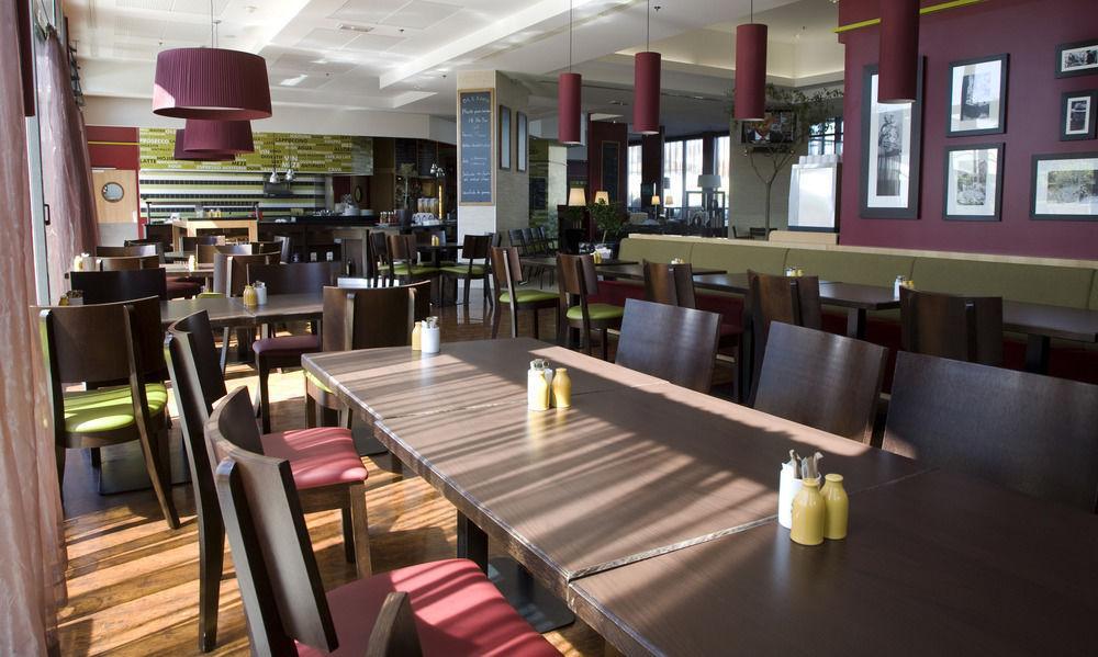 Courtyard By Marriott Paris La Defense West - Colombes Hotel Bois-Colombes Екстериор снимка