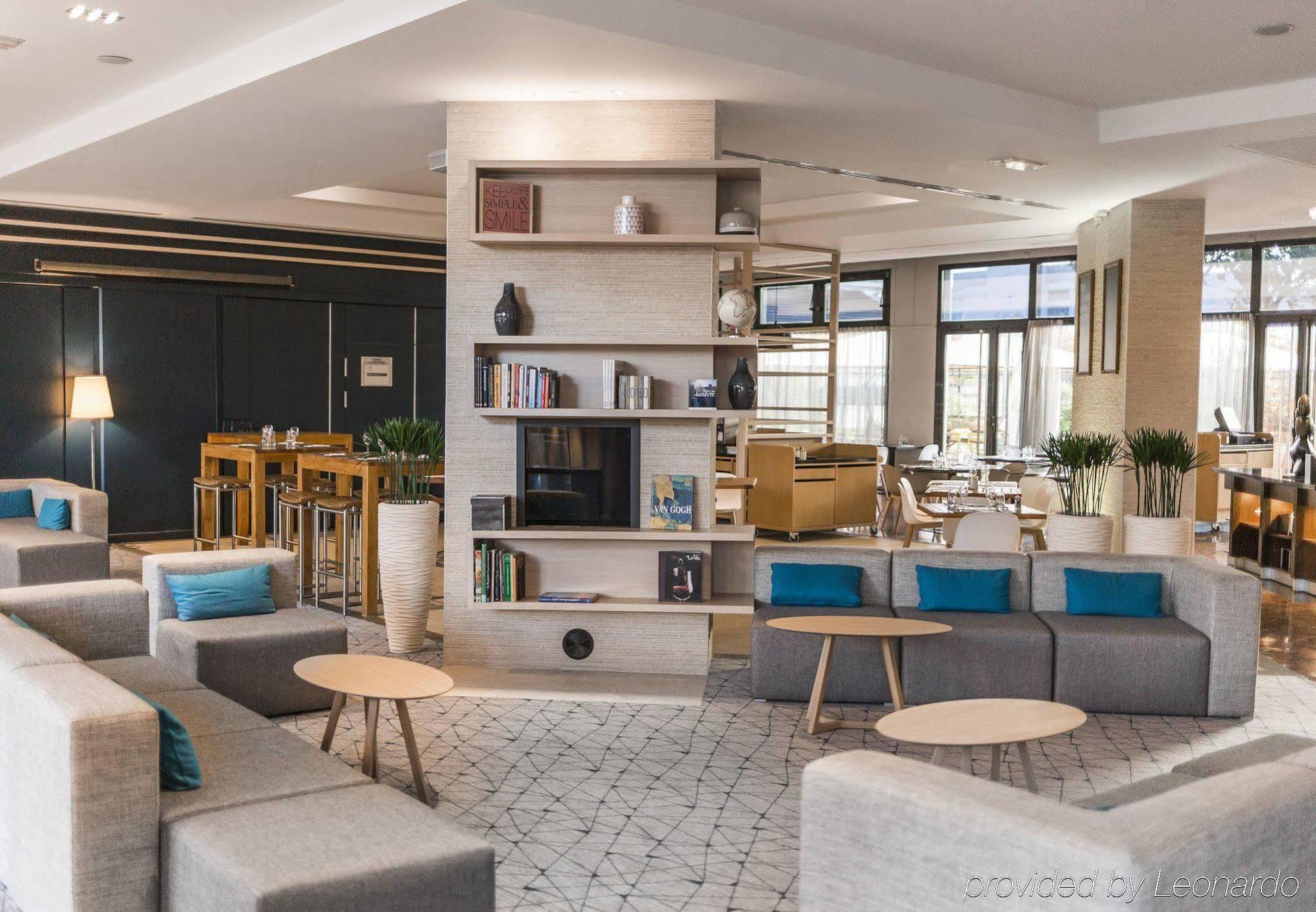 Courtyard By Marriott Paris La Defense West - Colombes Hotel Bois-Colombes Екстериор снимка