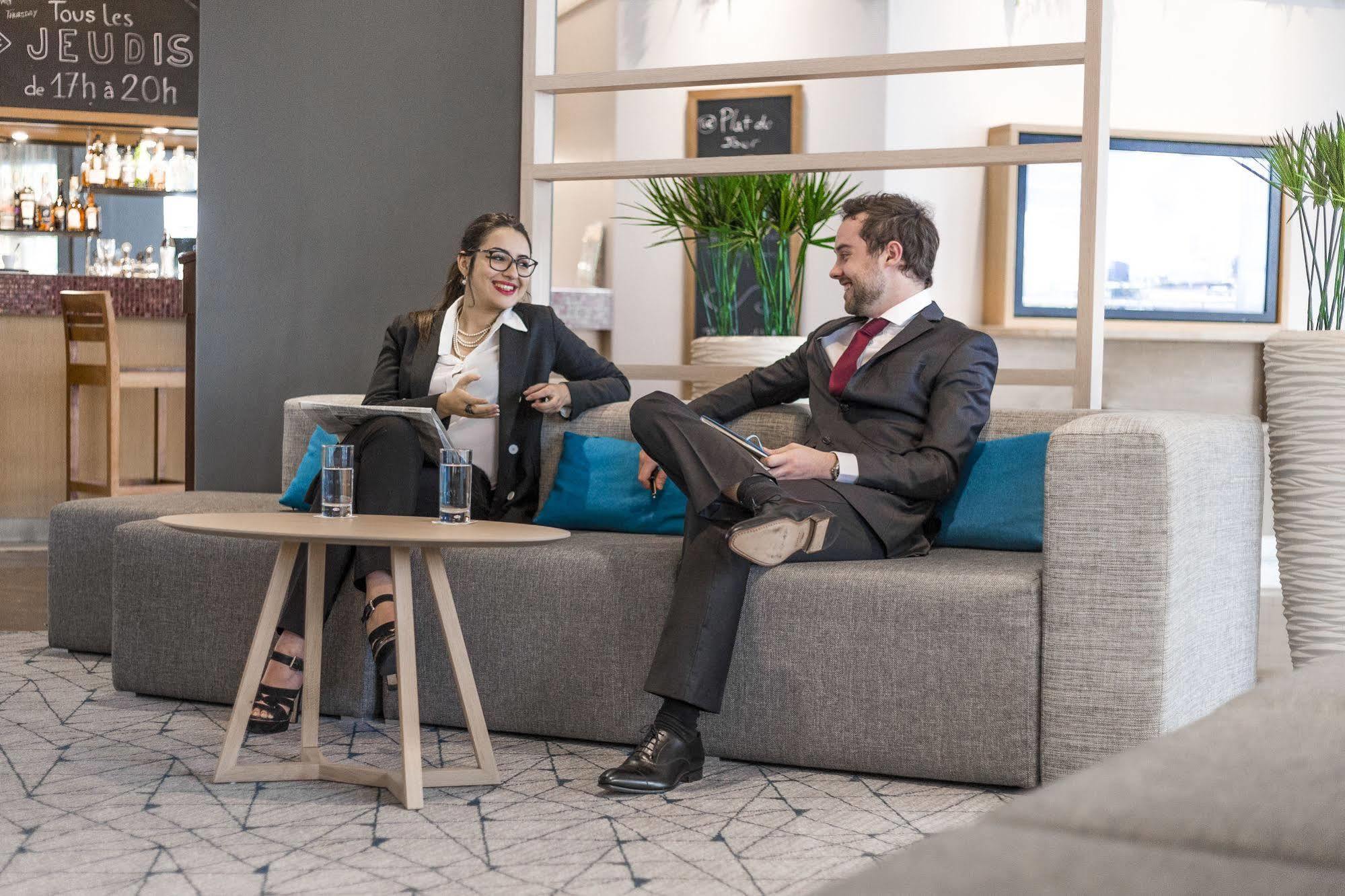 Courtyard By Marriott Paris La Defense West - Colombes Hotel Bois-Colombes Екстериор снимка